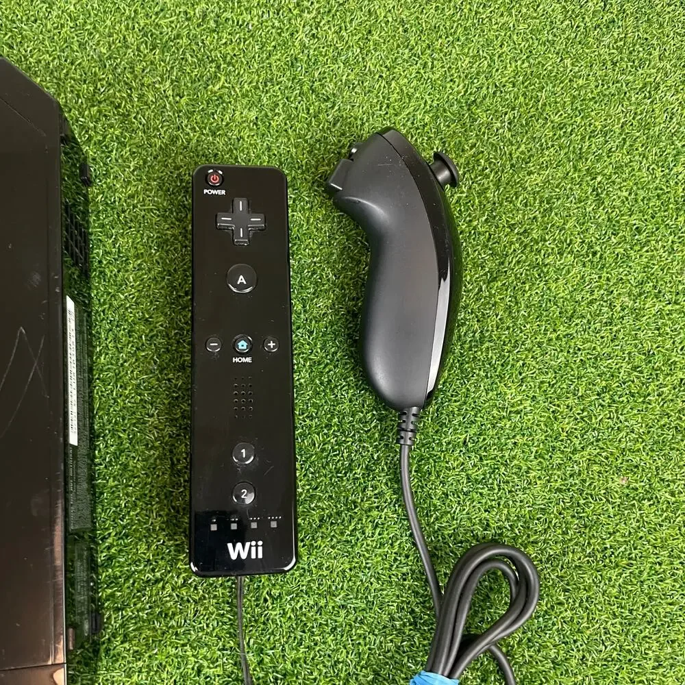 Nintendo Wii Black Console Bundle OEM Remote Nunchuk Cords Sensor Bar Tested